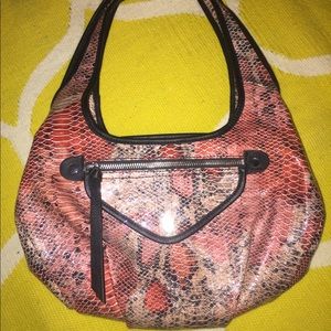 Vera Wang tote